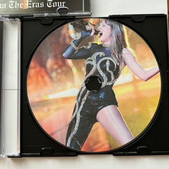 Taylor Swift Reputation Live from The Eras Tour - Picture 3 of 4